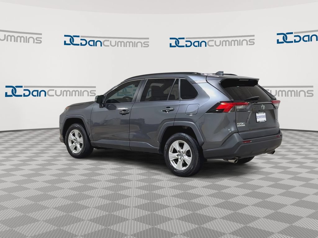 Used 2020 Toyota RAV4 XLE AWD/4WD image 6