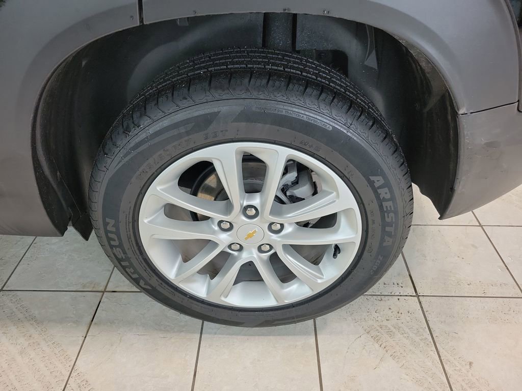 Used 2024 Chevrolet TrailBlazer LS image 46