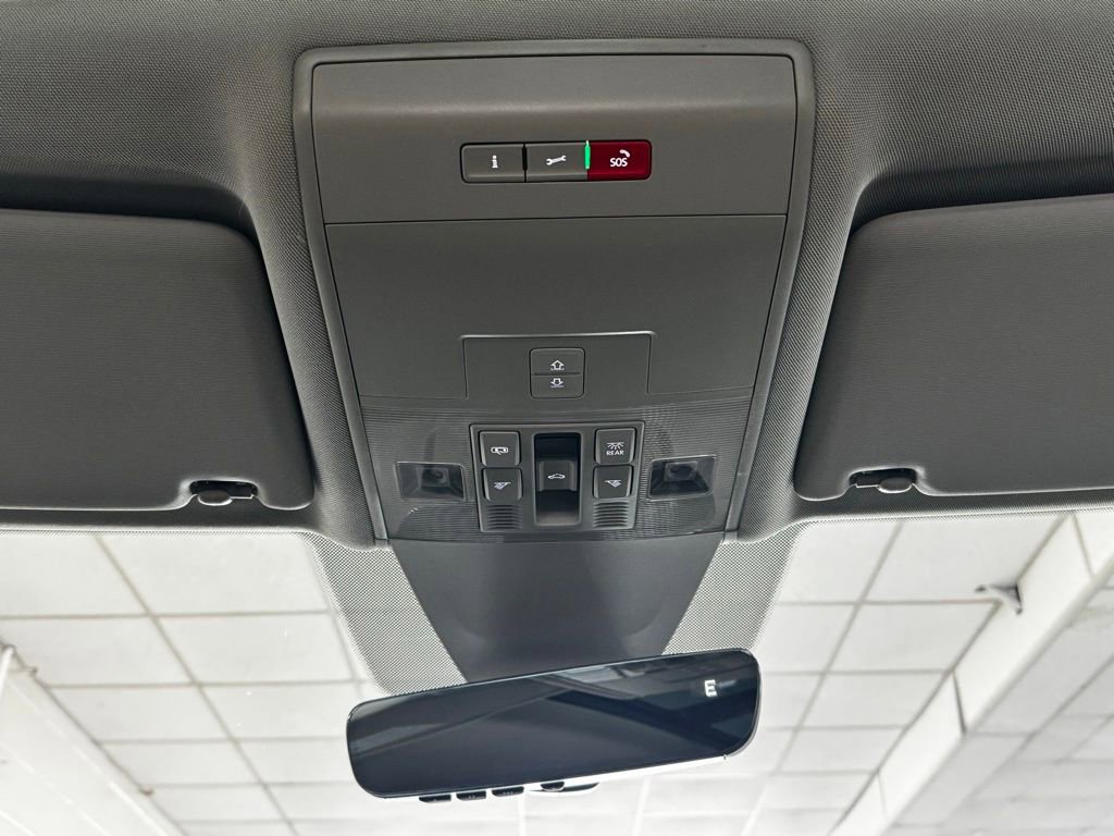 Used 2023 Volkswagen Atlas SEL image 21