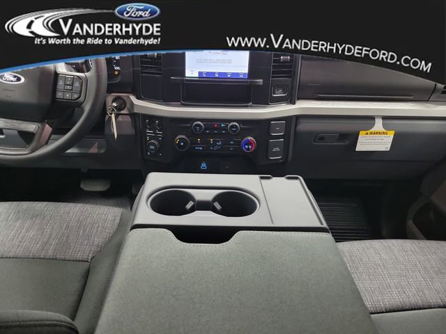New 2026 Ford F350 XLT image 15