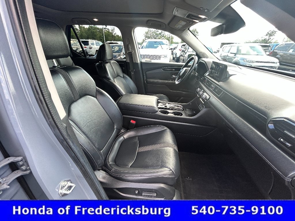 Certified 2024 Honda Pilot Touring image 36