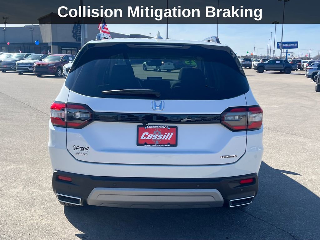 Used 2023 Honda Pilot Touring image 5