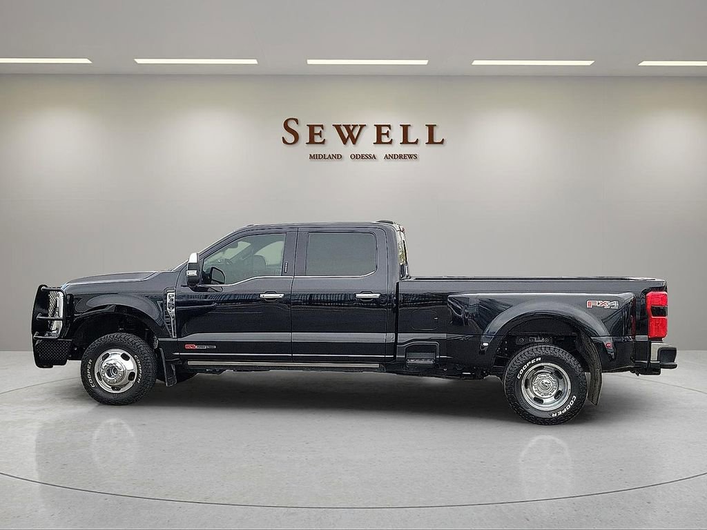 Used 2024 Ford F350 Lariat w/ Lariat Ultimate Package AWD/4WD image 2