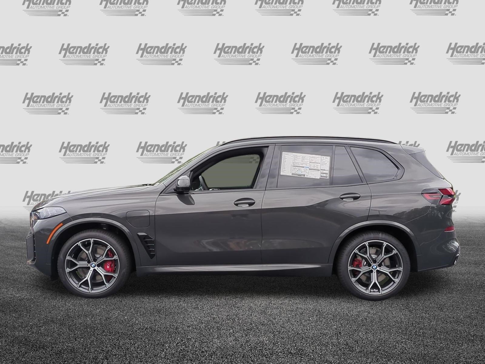New 2026 BMW X5 xDrive50e w/ Executive Package AWD/4WD image 7