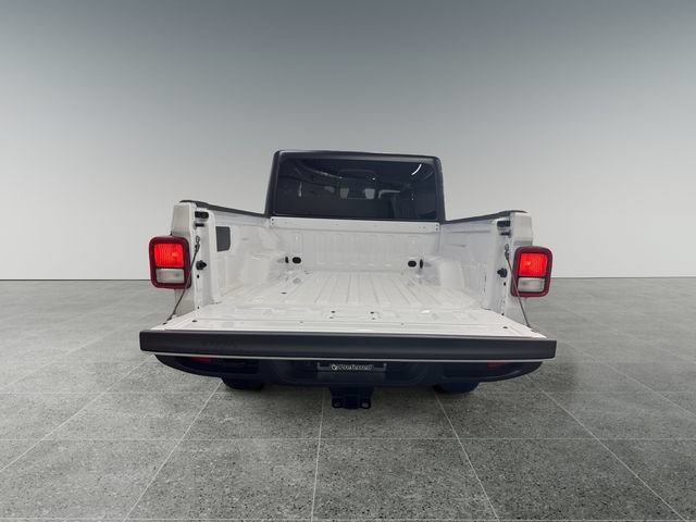 New 2026 Jeep Gladiator Sport AWD/4WD image 13