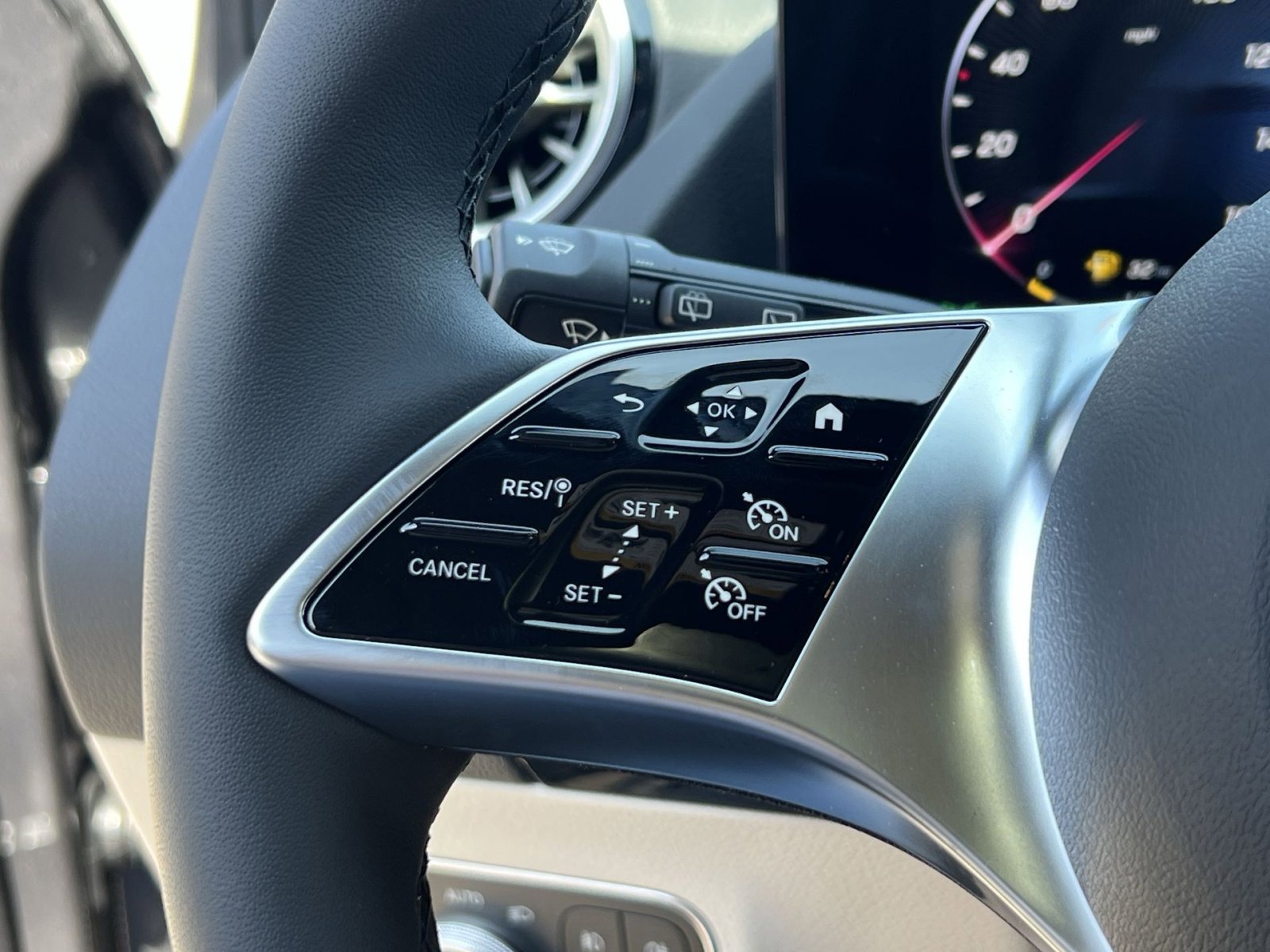 New 2026 Mercedes-Benz GLA 250 4MATIC image 29
