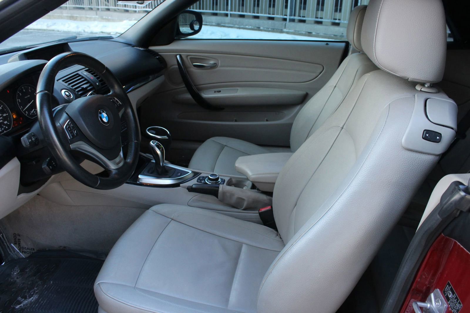 Used 2012 BMW 135i Convertible RWD image 14