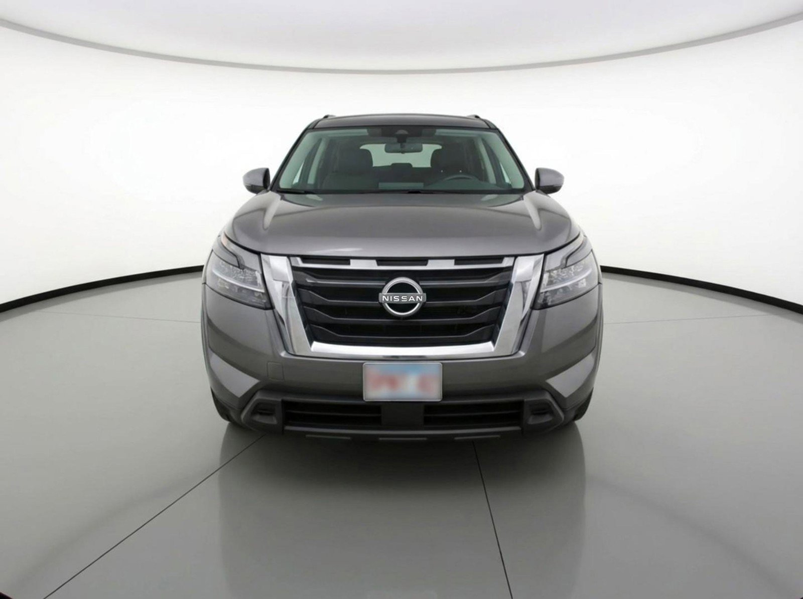 Used 2025 Nissan Pathfinder SV AWD/4WD image 2