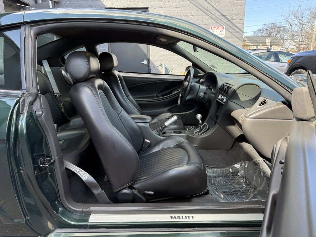 Used 2001 Ford Mustang GT RWD image 12