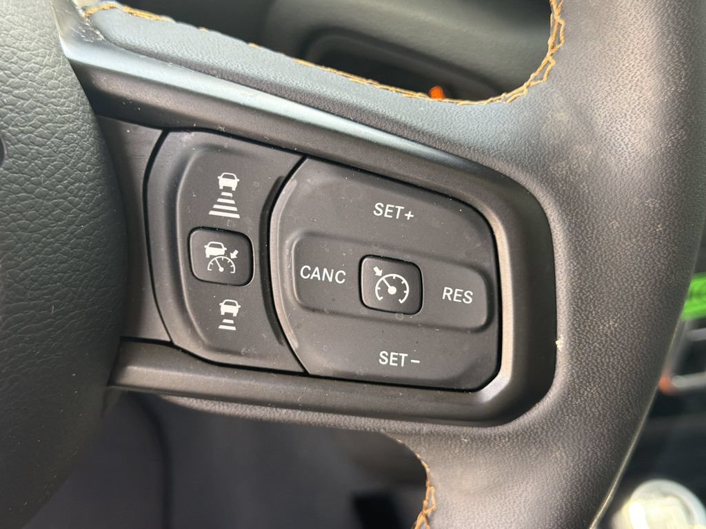 Used 2024 Jeep Gladiator Sport AWD/4WD image 25
