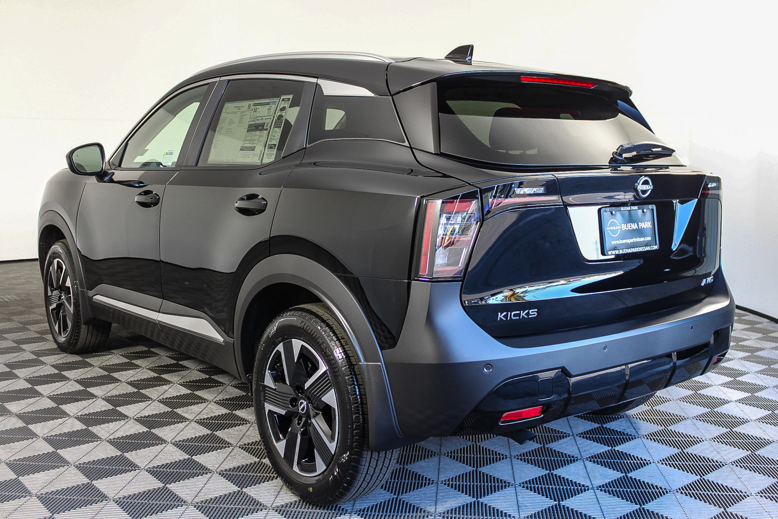 New 2026 Nissan Kicks SV w/ SV Premium Package AWD/4WD image 6