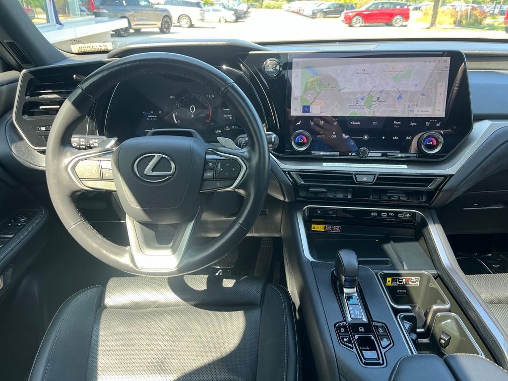 Used 2025 Lexus TX 350 AWD w/ Technology Package image 16