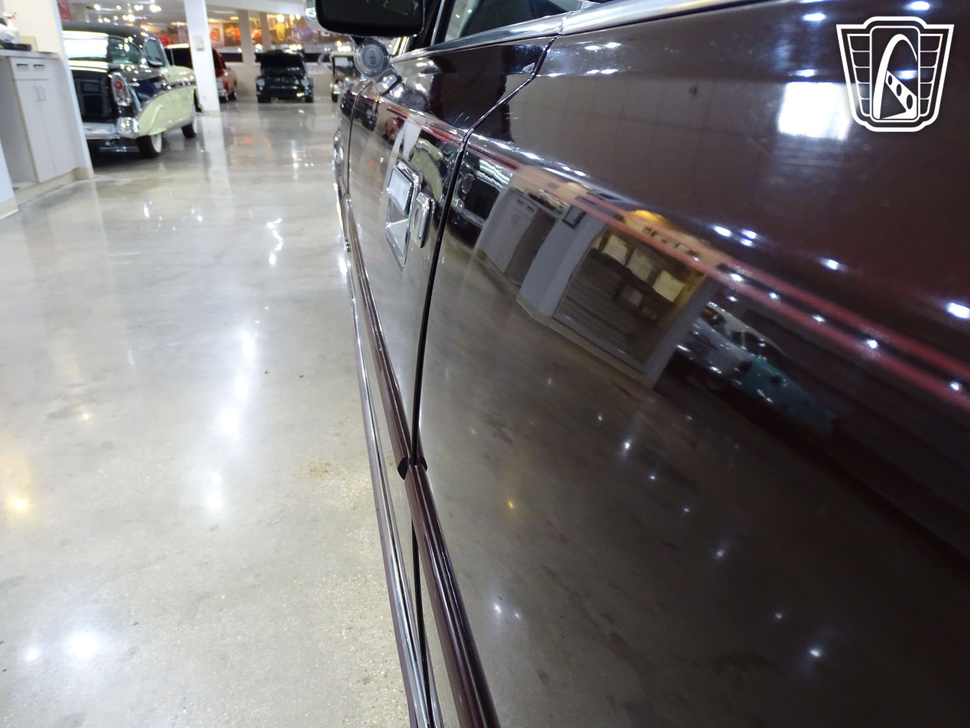 Used 1988 Lincoln Town Car RWD image 39