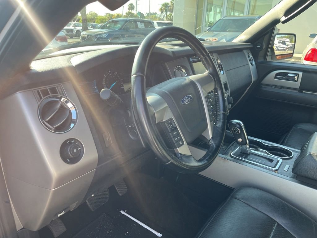 Used 2017 Ford Expedition Limited w/ Equipment Group 301A image 26