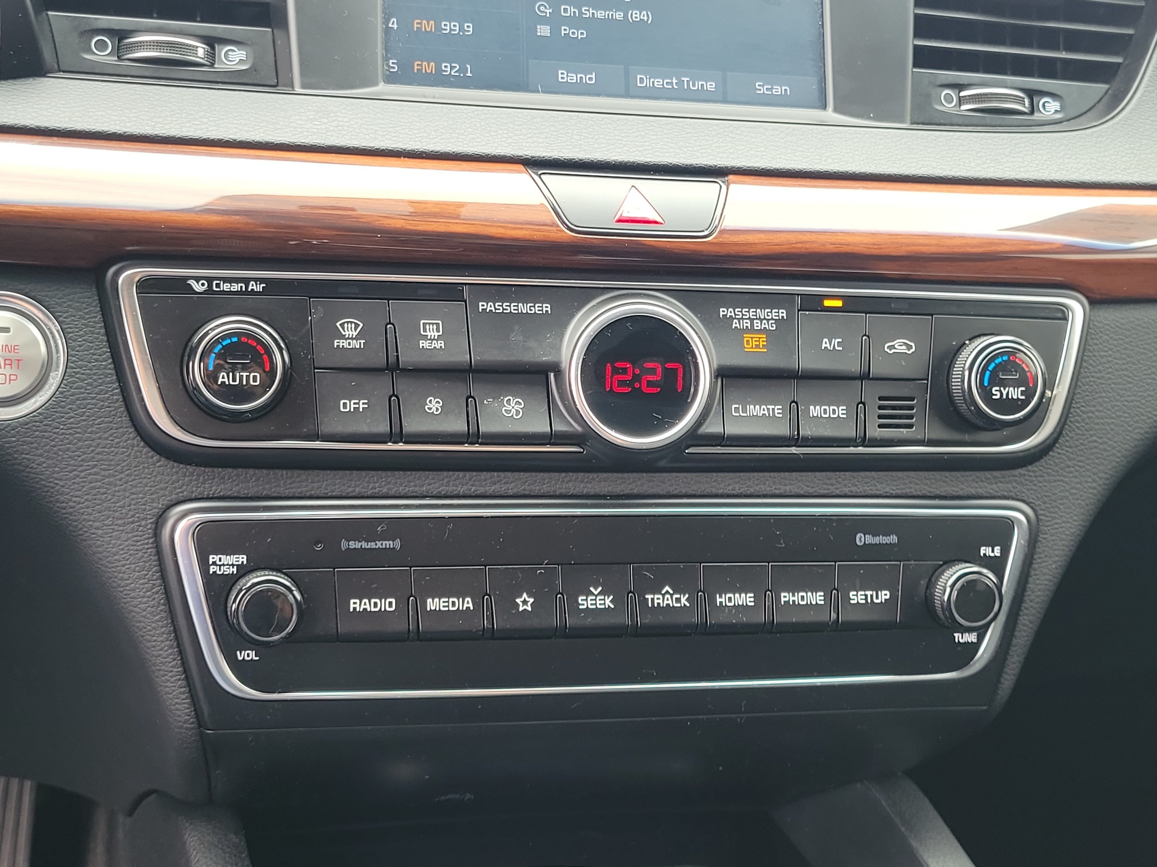 Used 2019 Kia Cadenza Premium FWD image 27