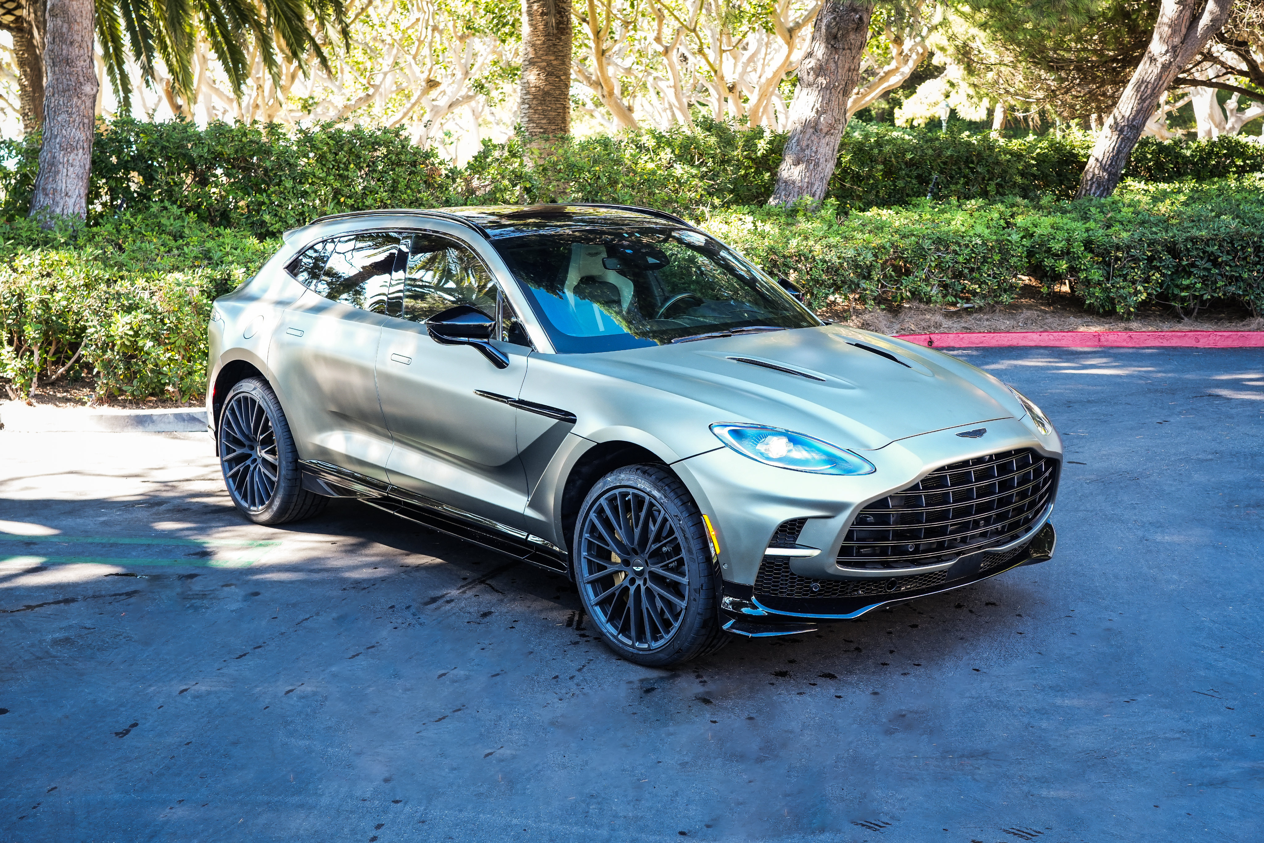 Used 2024 Aston Martin DBX 707 AWD/4WD image 1