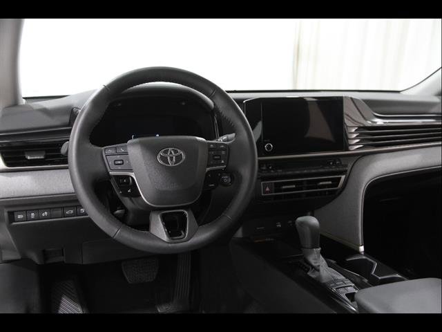 Used 2025 Toyota Camry LE w/ Convenience Package FWD image 6