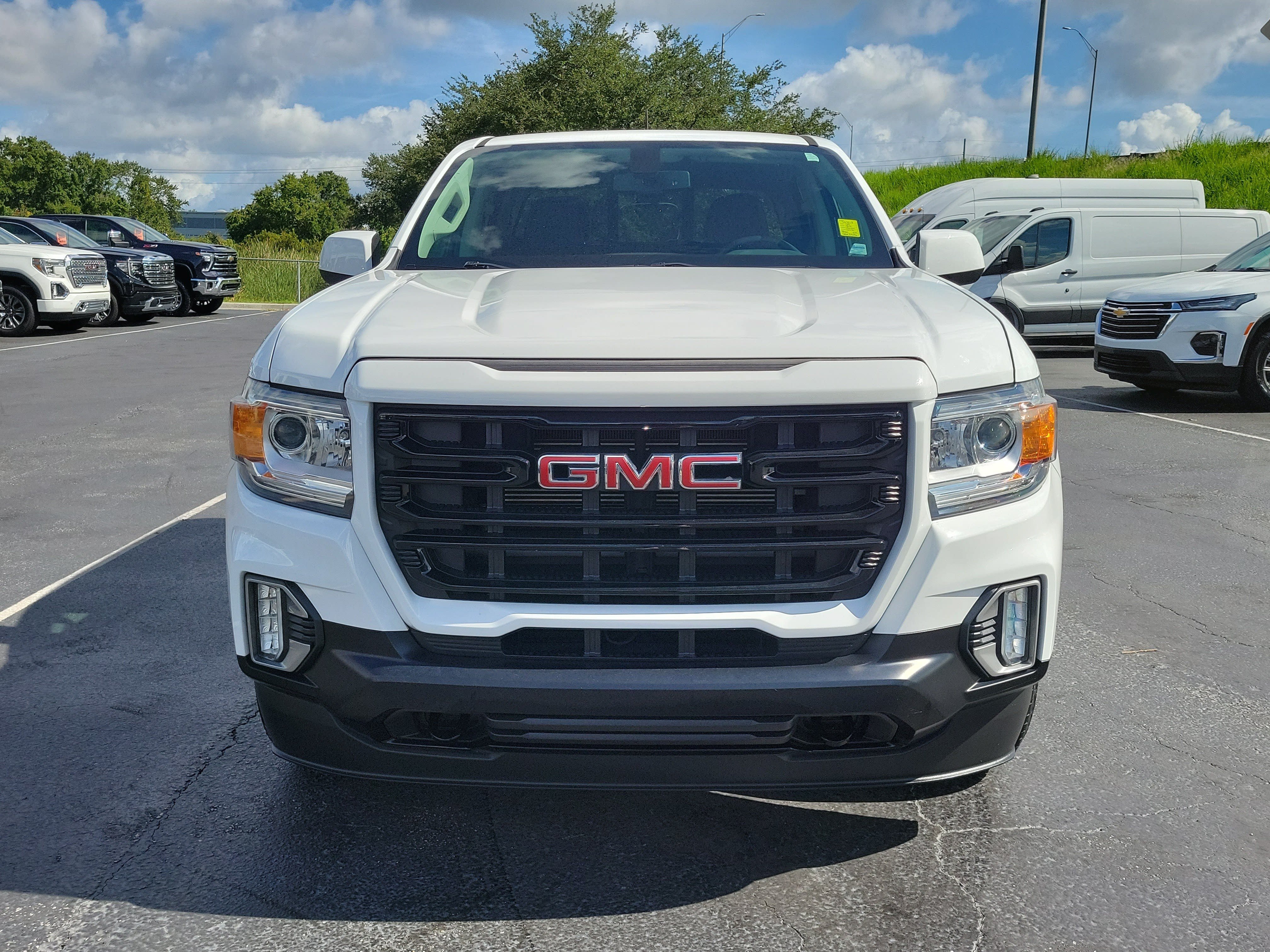 Used 2022 GMC Canyon Elevation w/ Elevation Premium Package RWD video 2