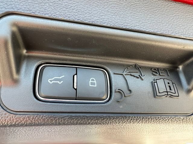 Used 2025 Ford Explorer Platinum w/ Ultimate Package AWD/4WD image 14