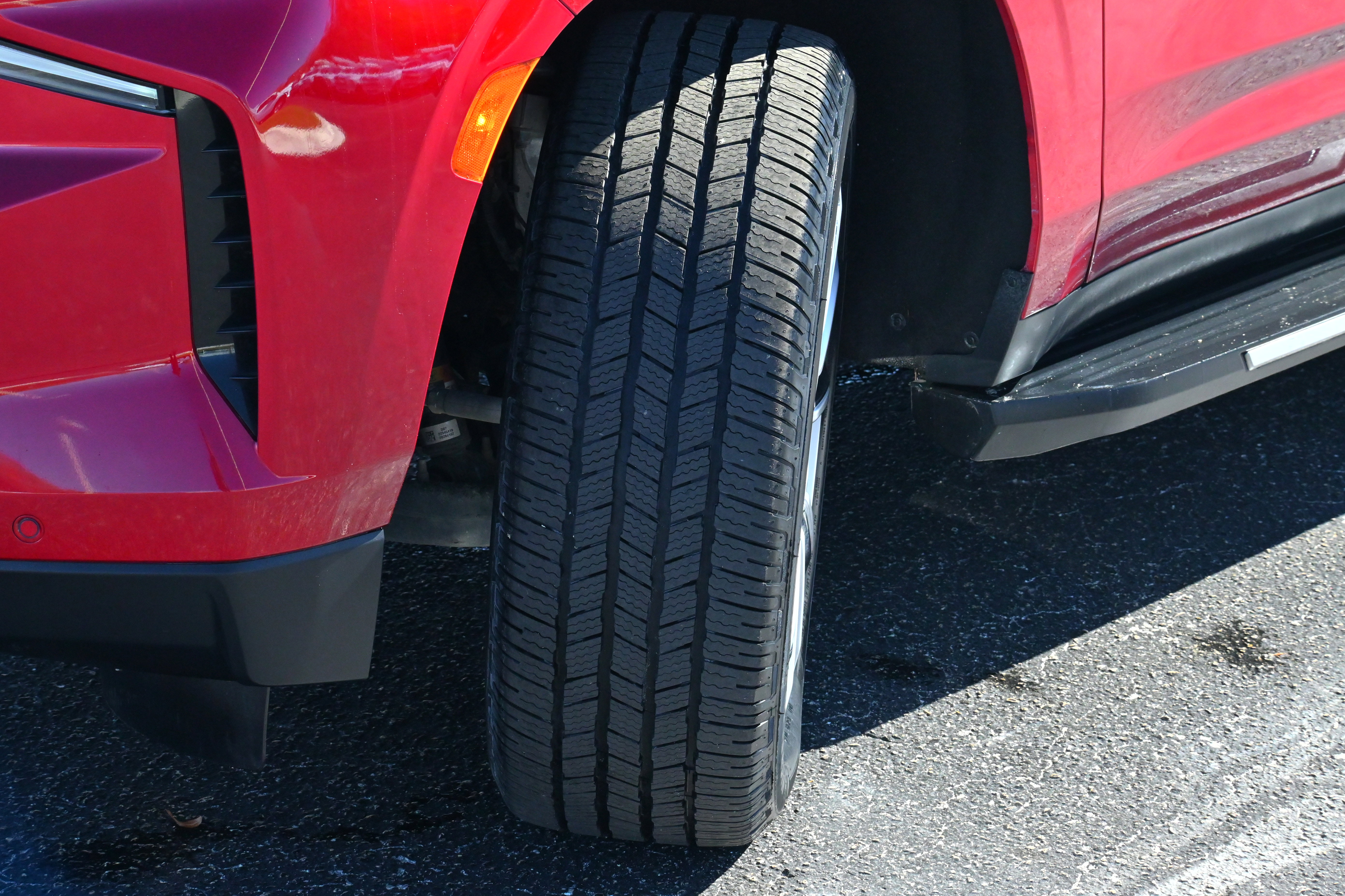 Used 2021 Chevrolet Suburban High Country image 38