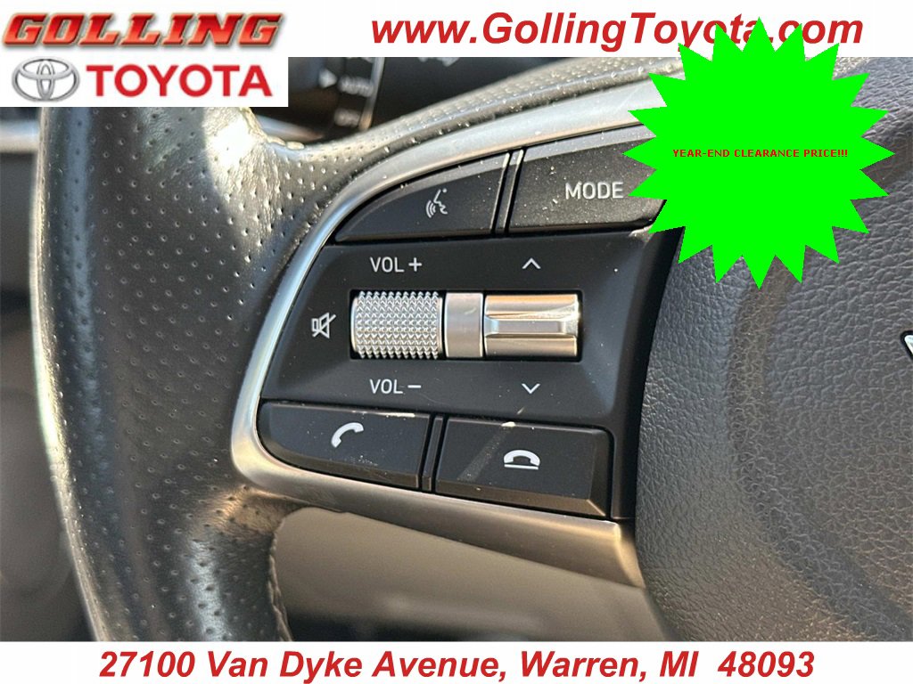 Used 2020 Genesis G70 2.0T Sport image 23