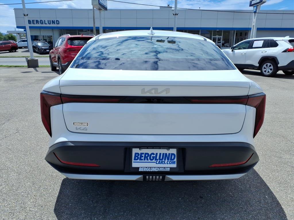Used 2025 Kia K4 FWD image 5
