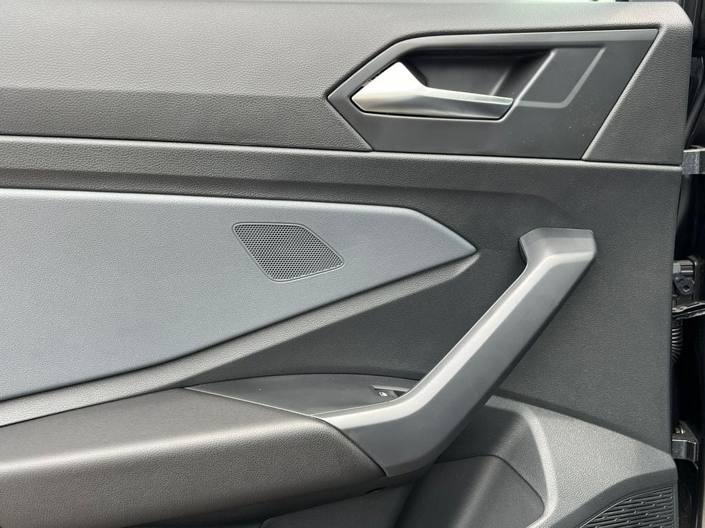 New 2026 Volkswagen Jetta SE FWD image 34