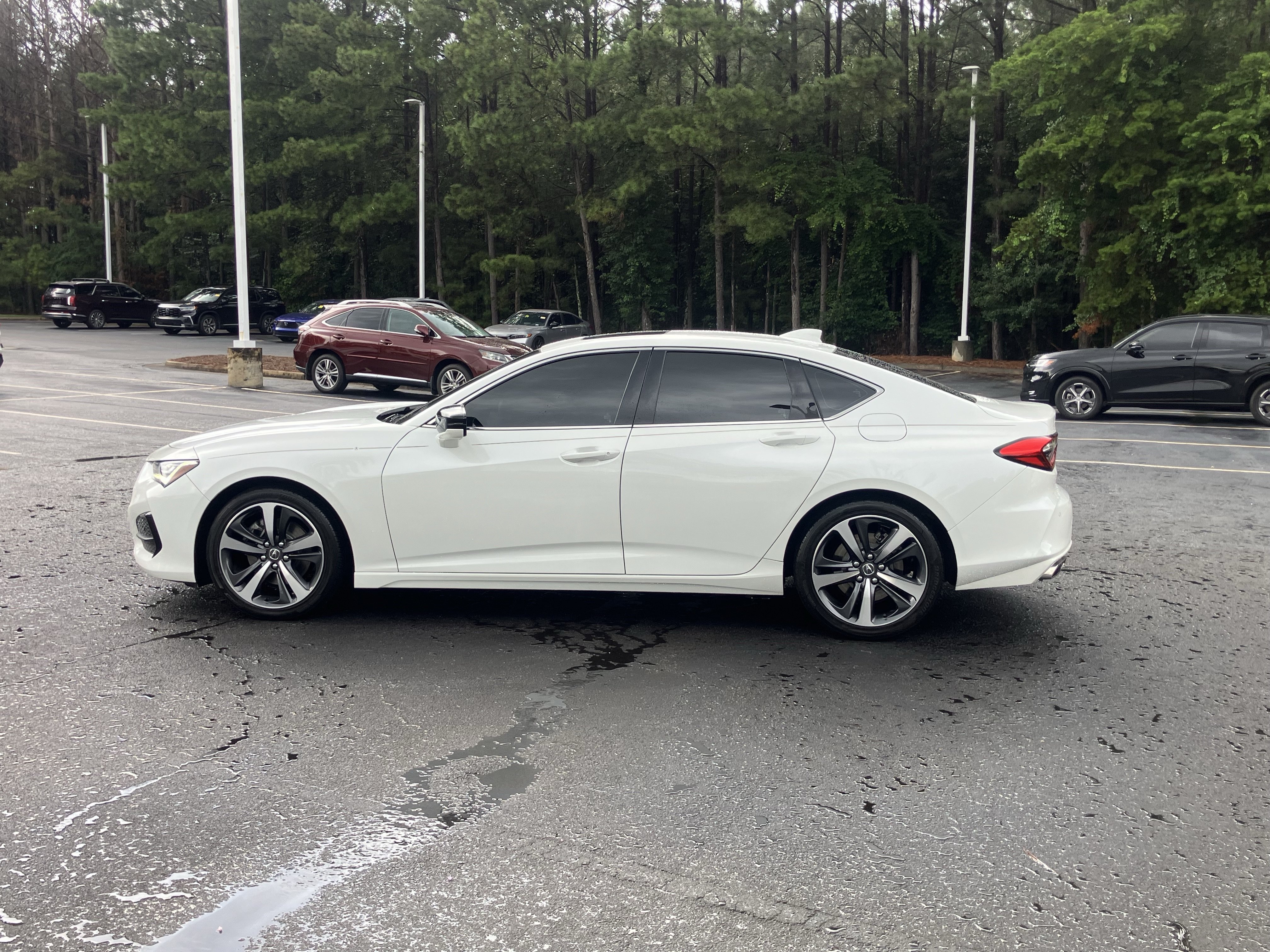 Used 2024 Acura TLX w/ Technology Package FWD image 7