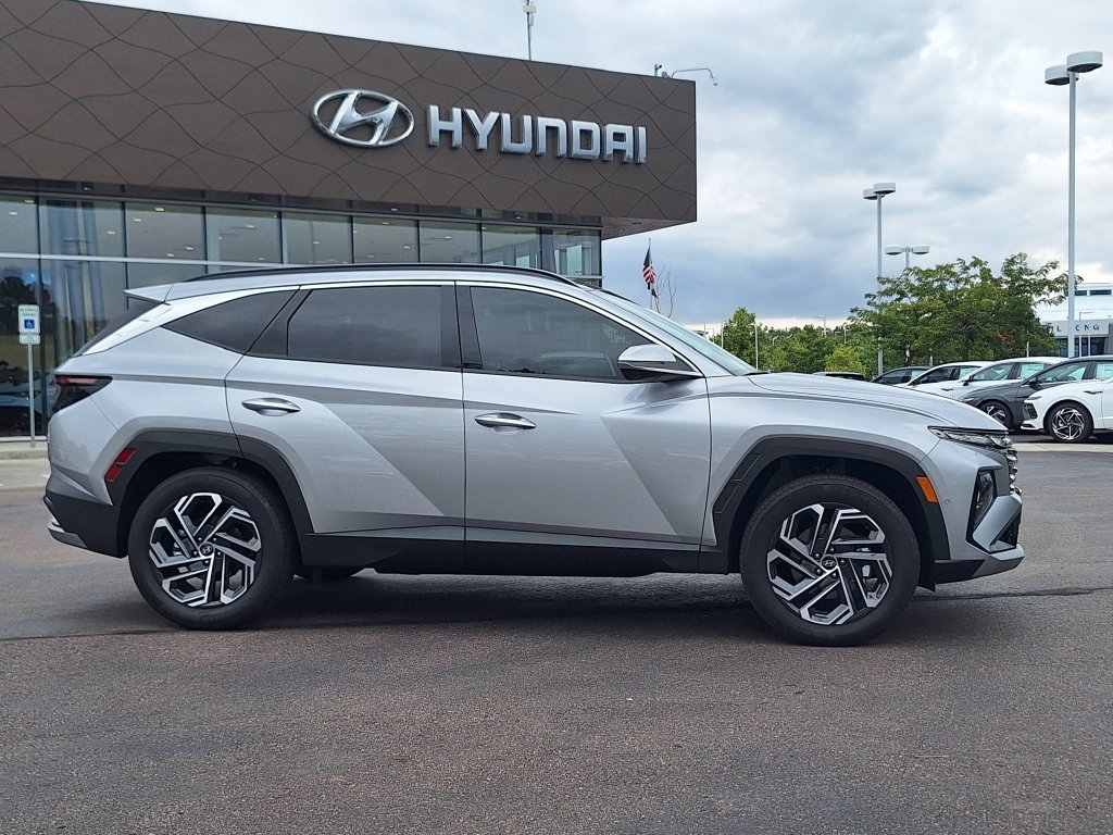 New 2026 Hyundai Tucson Limited AWD/4WD image 2