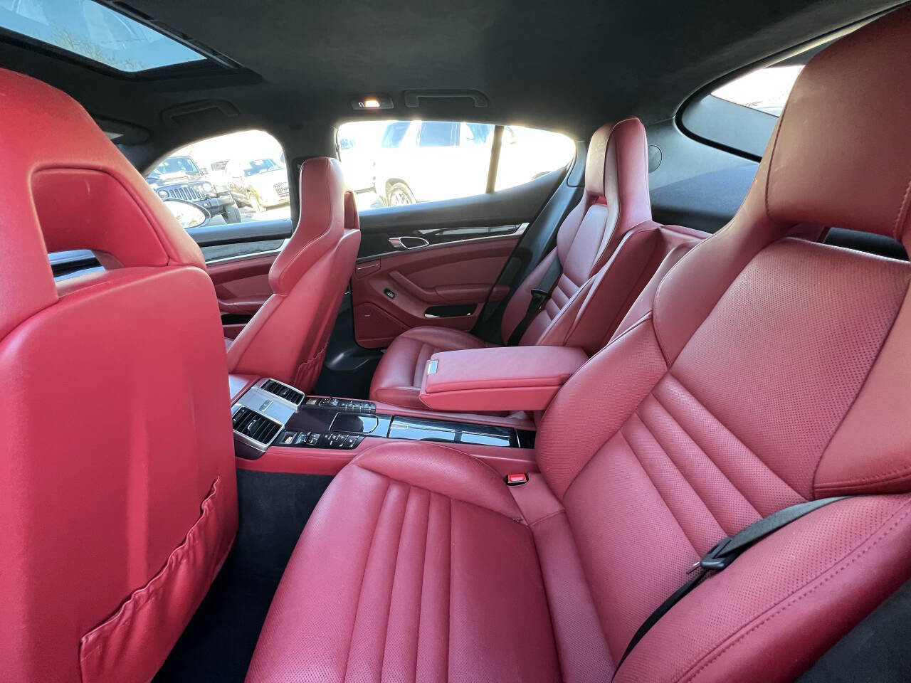 Used 2016 Porsche Panamera GTS image 14