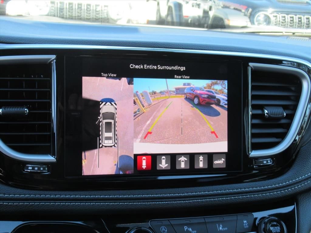 New 2026 Chrysler Pacifica Select FWD image 23