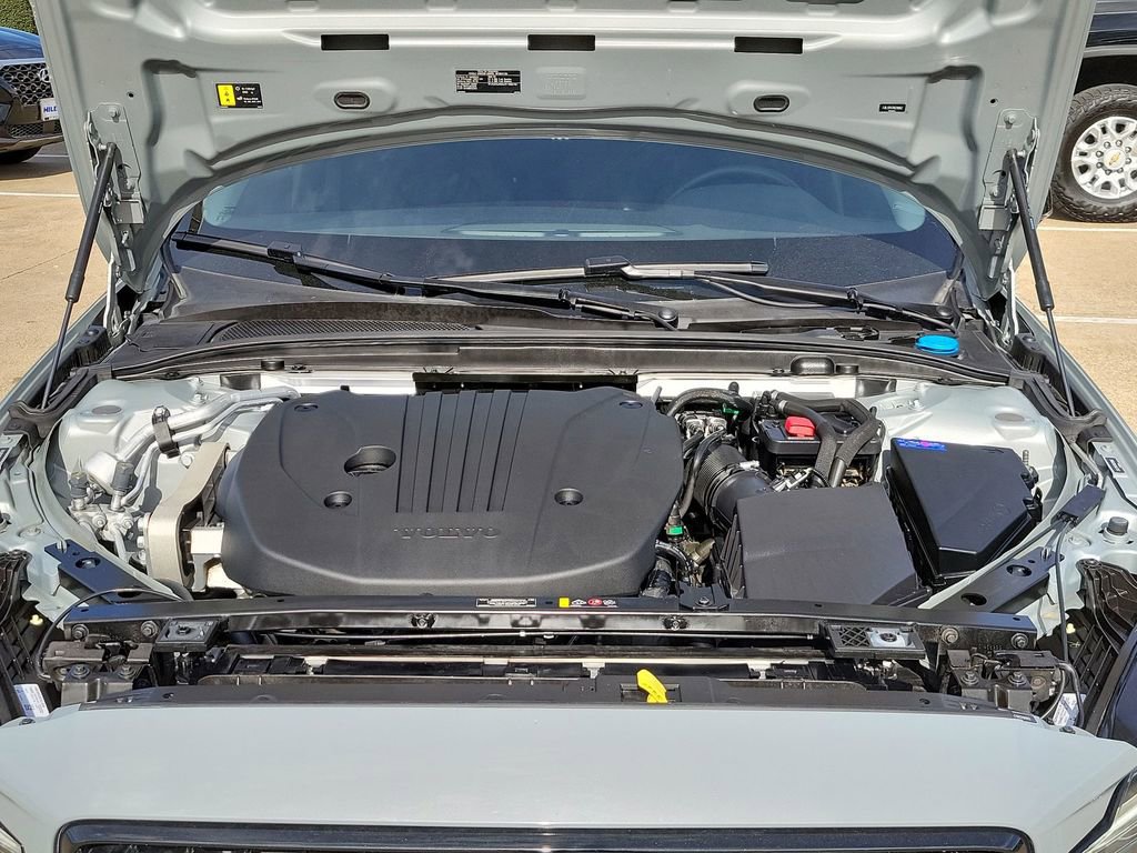 Used 2024 Volvo S60 B5 Core image 28