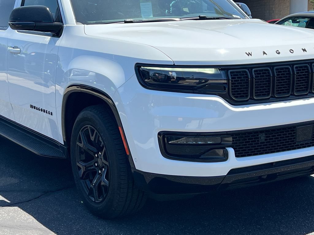 New 2025 Jeep Wagoneer L Series II AWD/4WD image 10