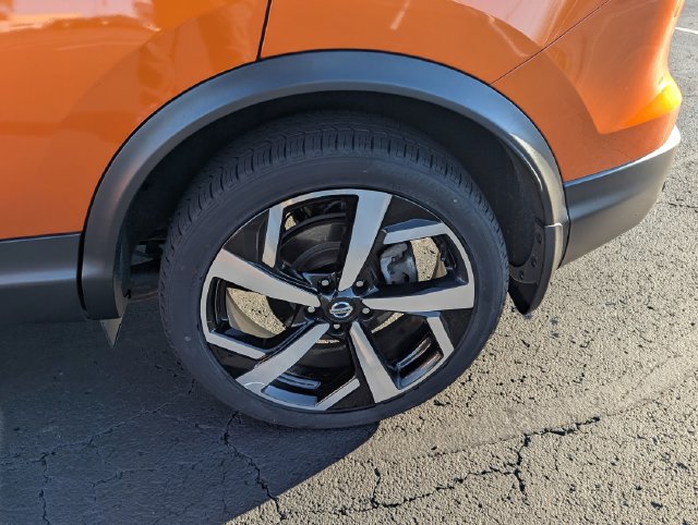 Used 2021 Nissan Rogue Sport SL w/ Premium Package AWD/4WD image 17
