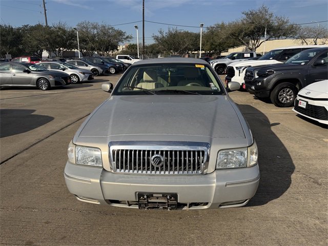 Used 2010 Mercury Grand Marquis LS image 2