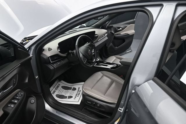 Used 2024 Buick Envista Avenir FWD image 12