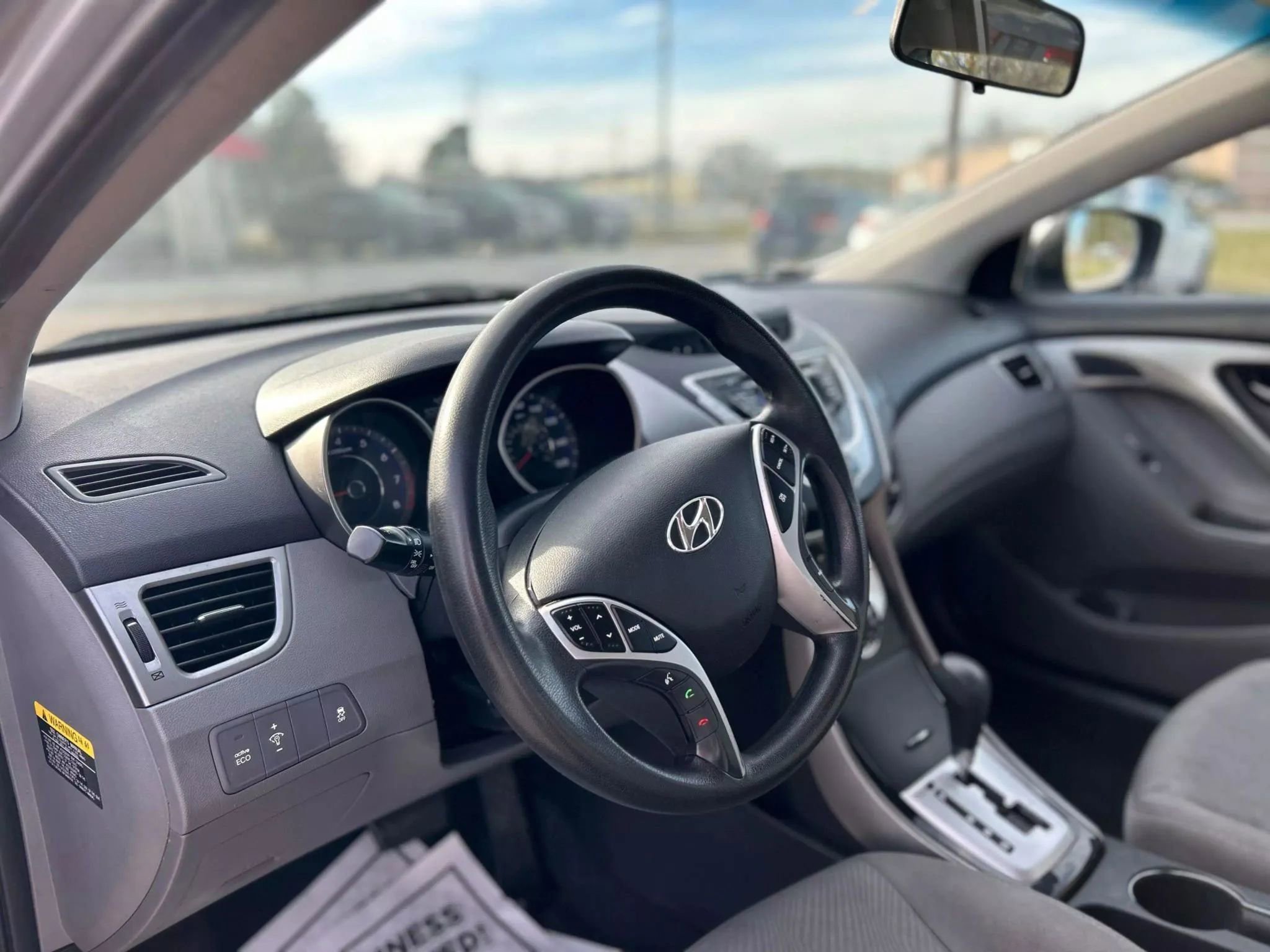 Used 2012 Hyundai Elantra GLS w/ Preferred Pkg 3 image 12