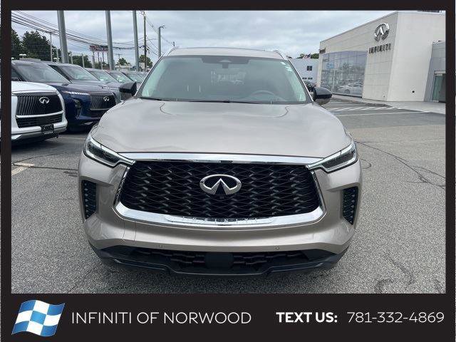 Used 2025 INFINITI QX60 Luxe w/ Vision Package image 8