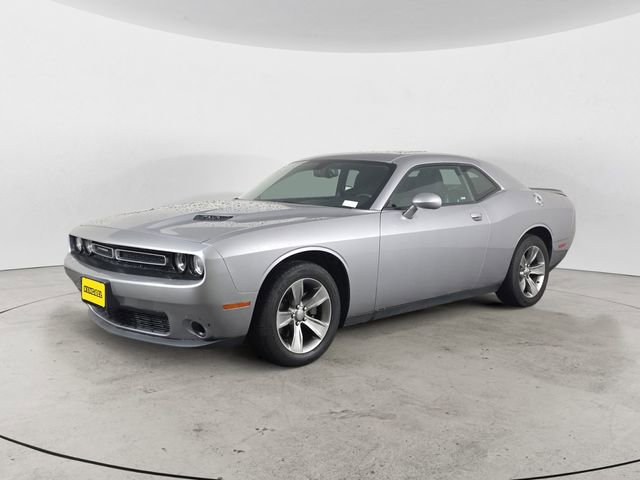 Used 2015 Dodge Challenger SXT w/ Sound Group RWD image 1