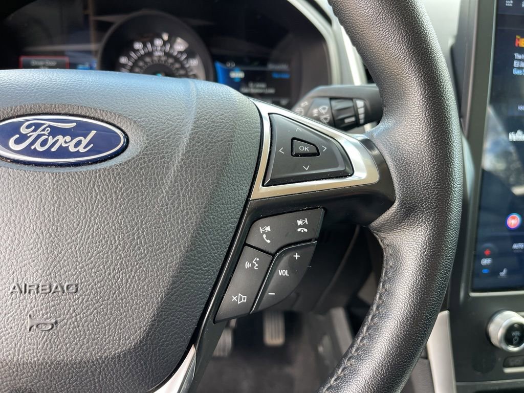 Used 2024 Ford Edge SEL image 18