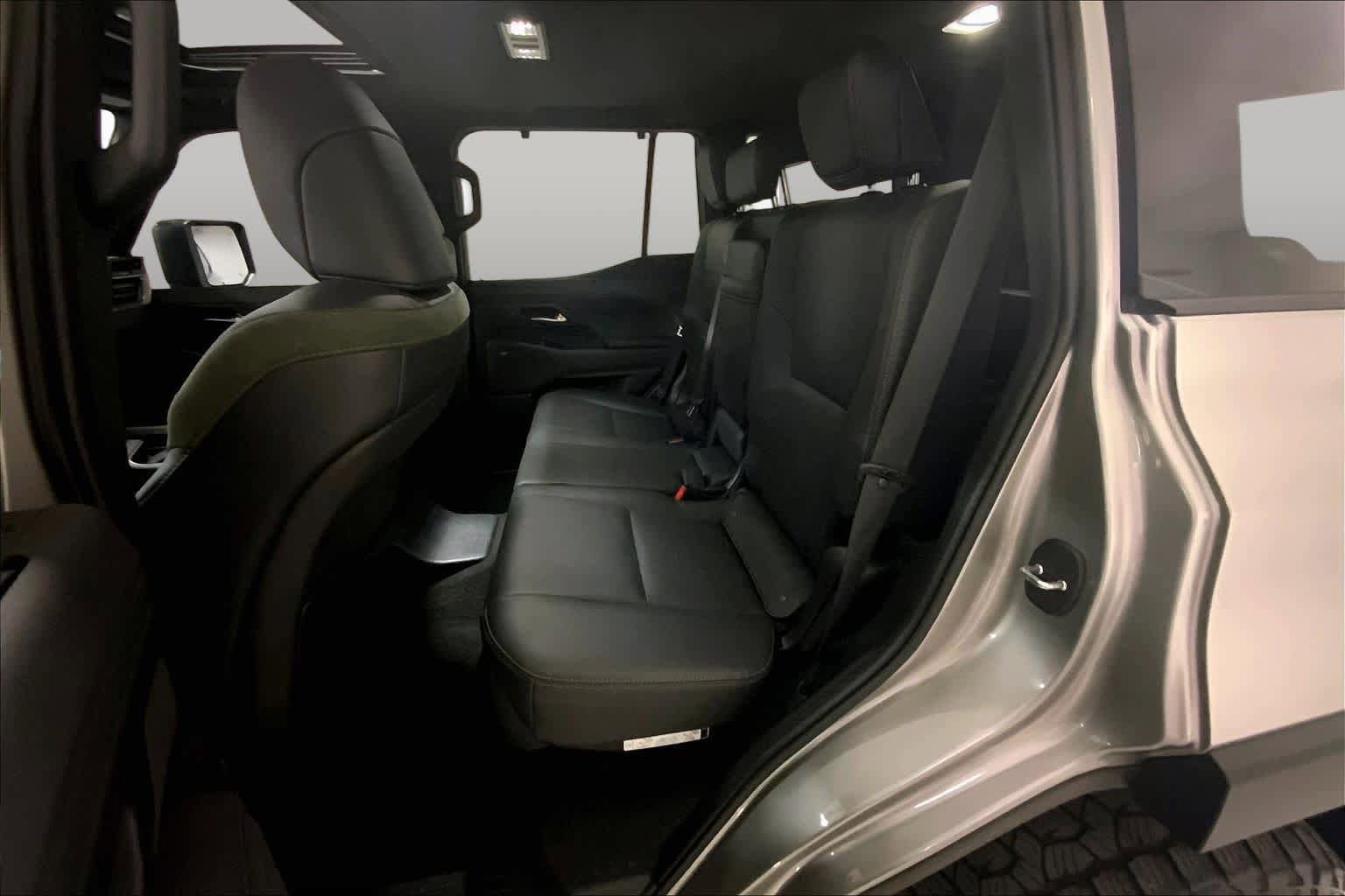 Used 2024 Lexus GX 550 AWD/4WD image 27