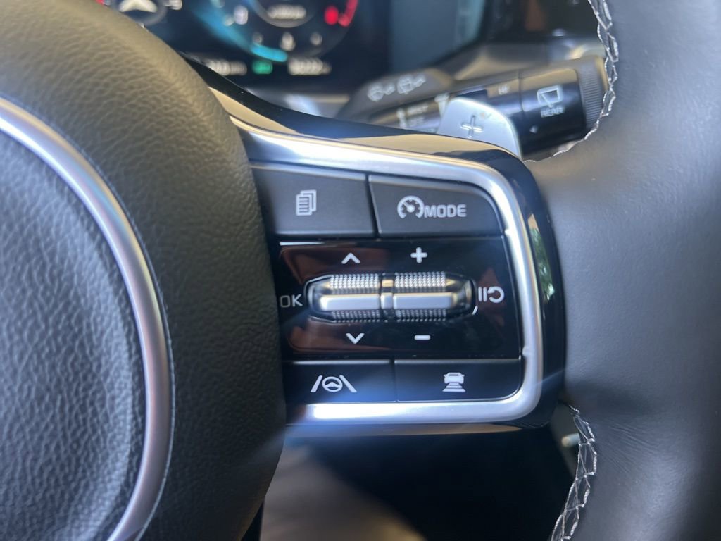 Certified 2023 Kia Sorento SX image 64