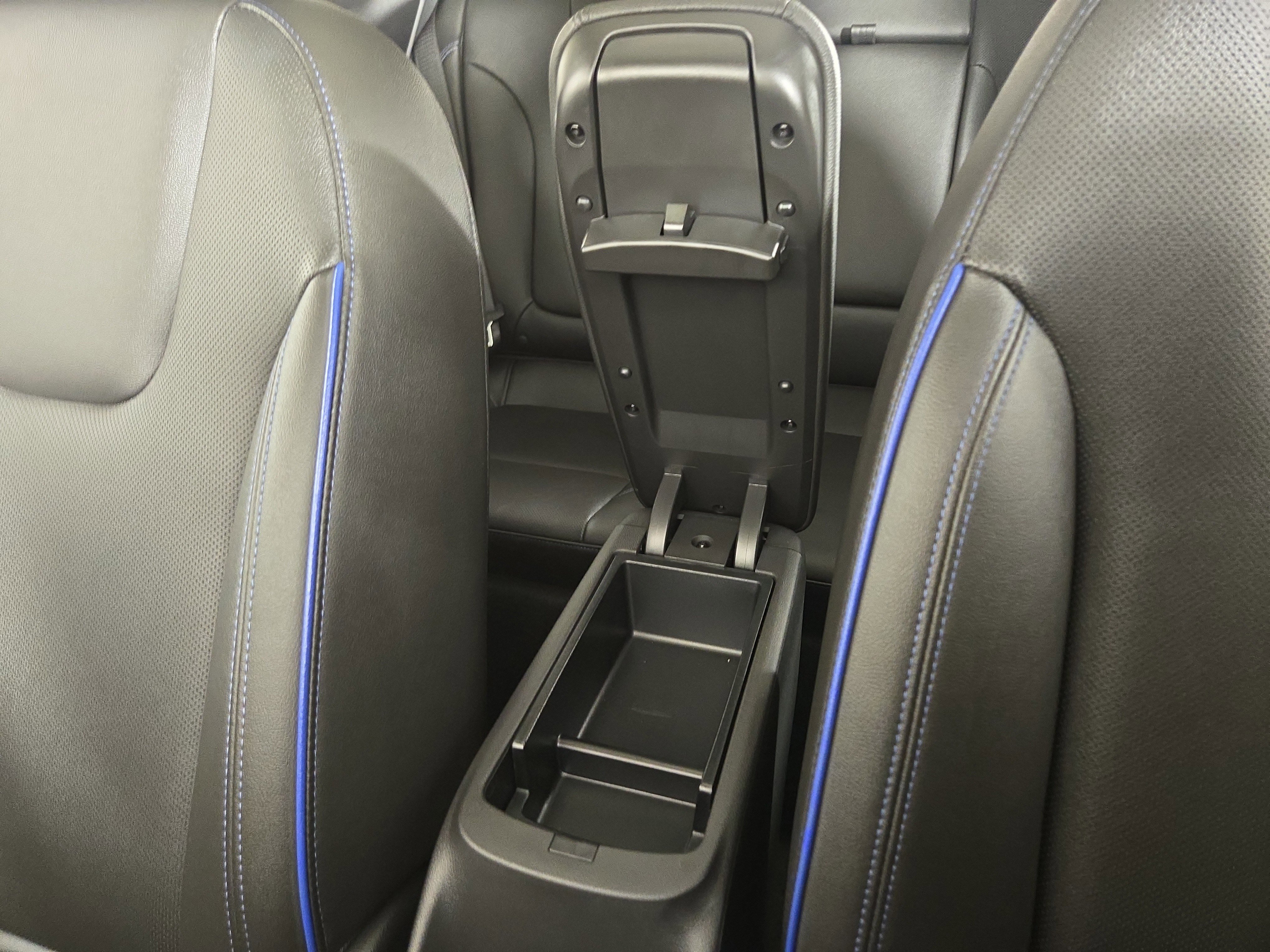 Certified 2026 Buick Encore GX Sport Touring w/ Comfort Package image 27