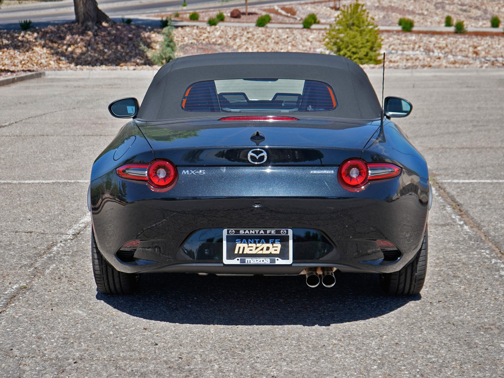 Used 2026 MAZDA MX-5 Miata Grand Touring w/ Weather Package RWD image 9