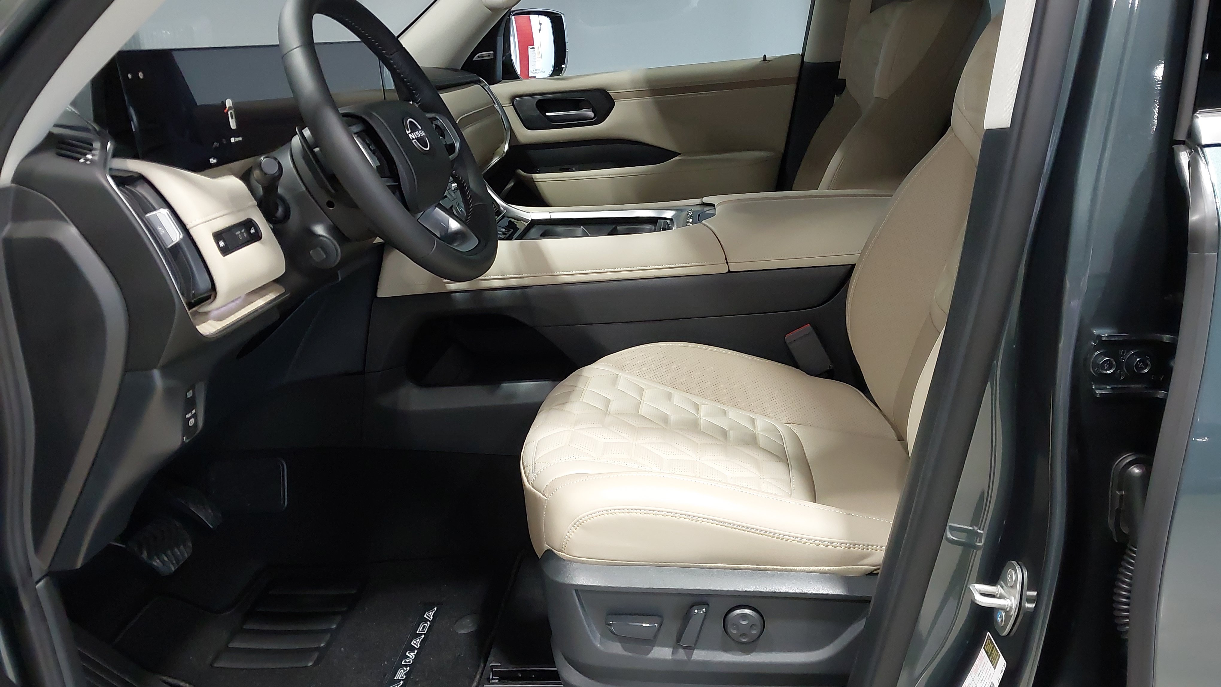 New 2026 Nissan Armada Platinum AWD/4WD image 19