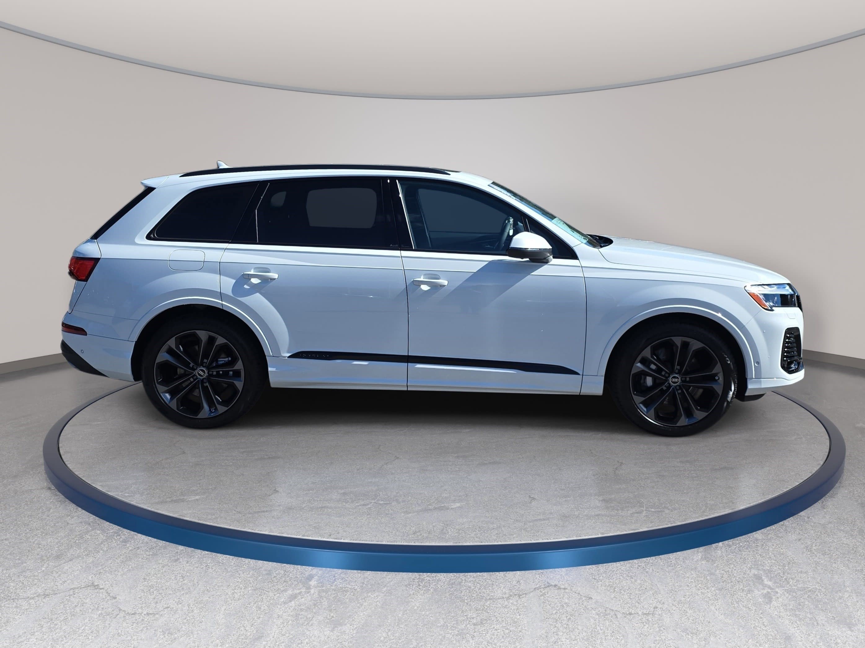 New 2026 Audi Q7 3.0T Premium Plus image 4