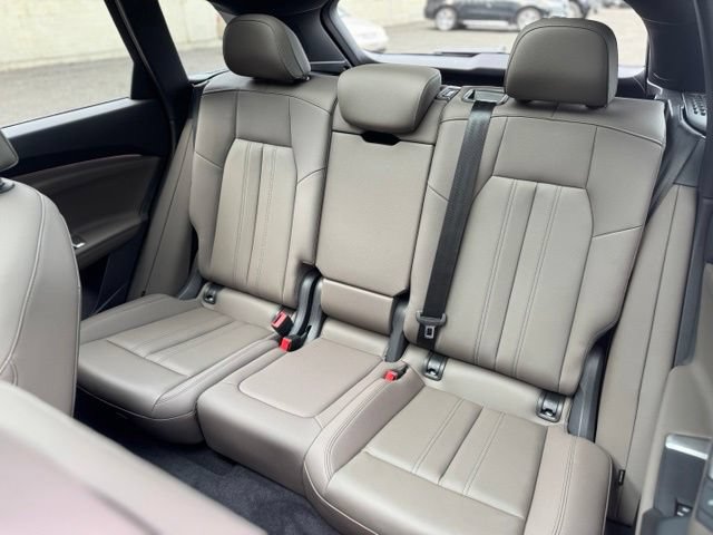 Certified 2025 Audi Q5 Premium w/ Premium Plus AWD/4WD image 28