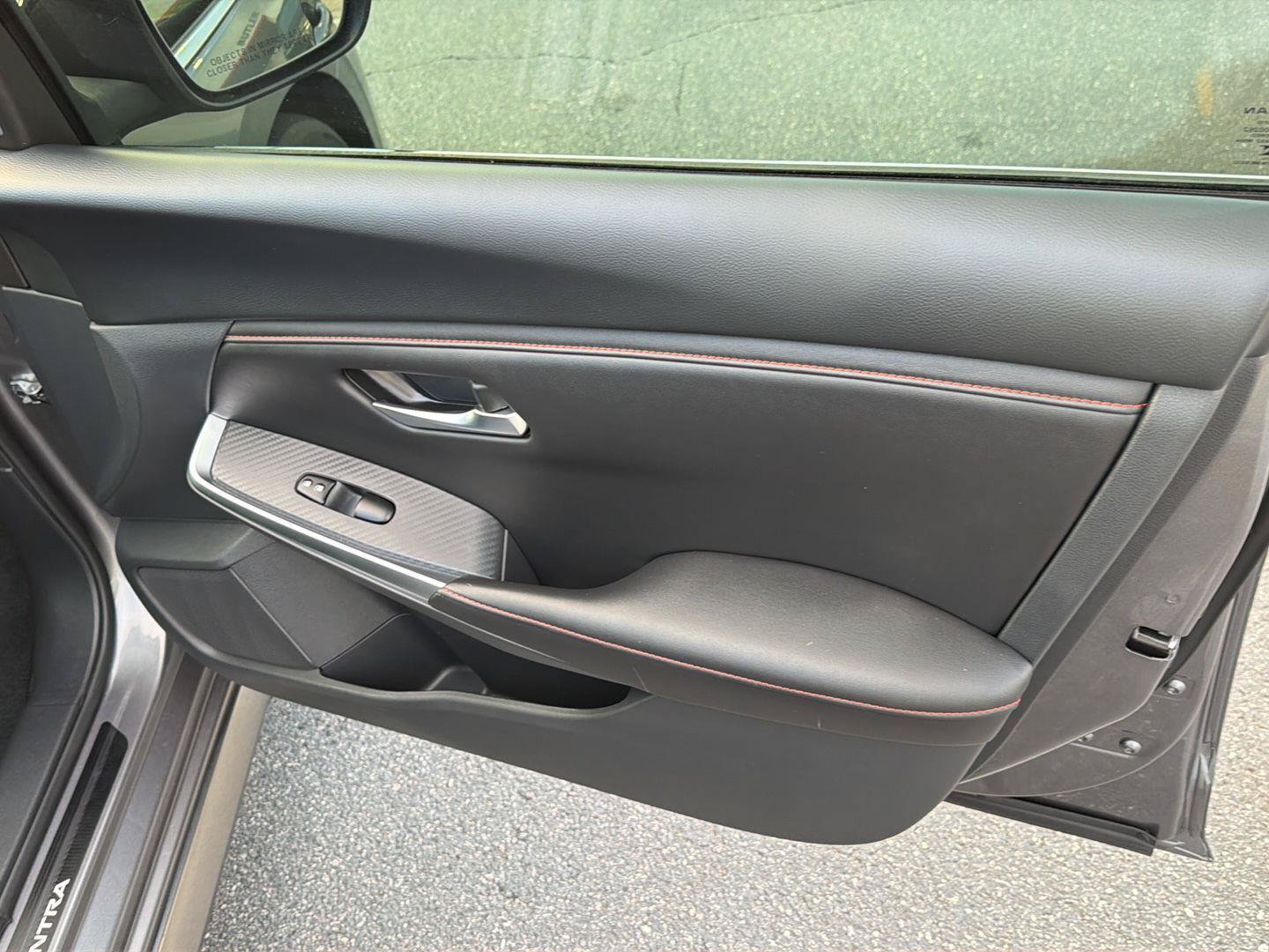 Used 2024 Nissan Sentra SR FWD image 14