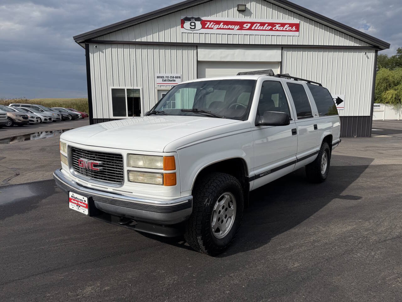 Used 1999 GMC Suburban 4WD w/ Marketing Opt Pkg 2 image 1