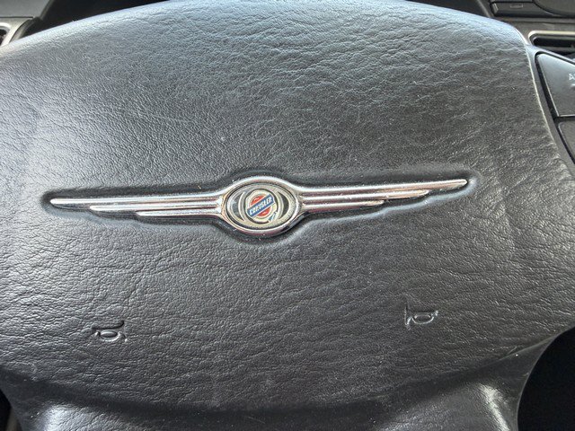 Used 2006 Chrysler Pacifica Touring FWD image 38
